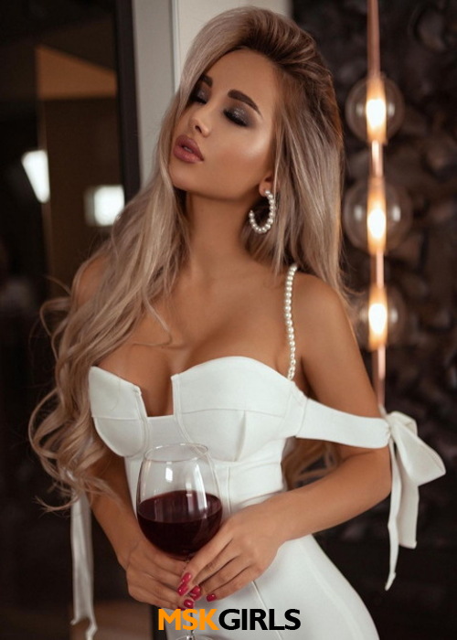 Селена Селена