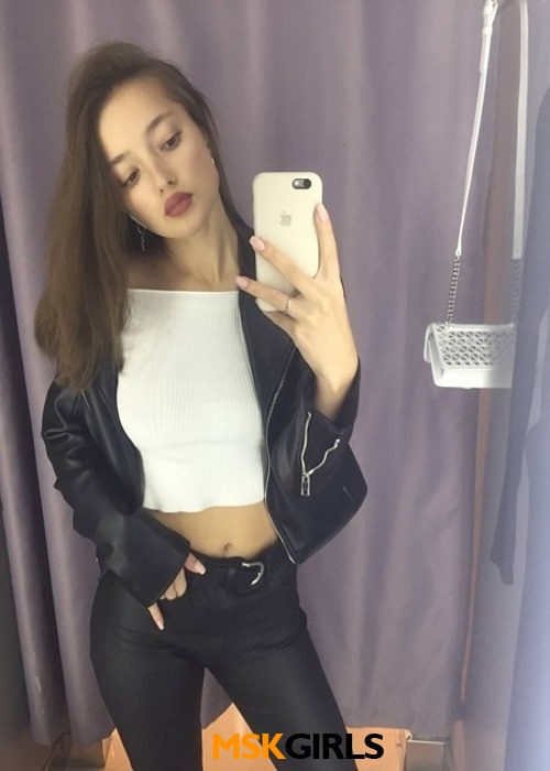 Лесли Лесли