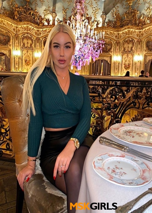 Адель Адель