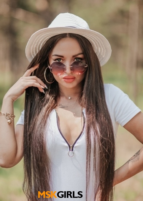 Лариса Лариса