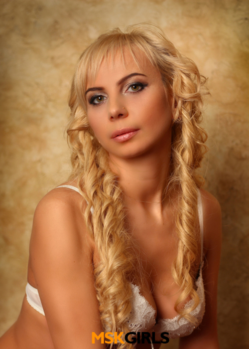 Лена Лена