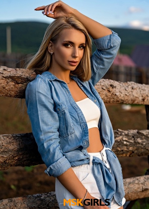 Илона Илона
